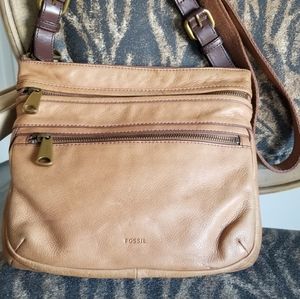 Fossil cross body bag tan leather